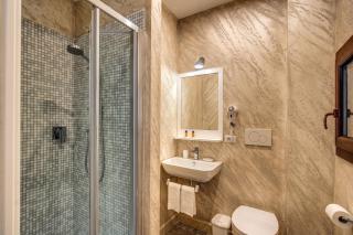 Colosseo Accomodation Room Guest House - Roma - 7