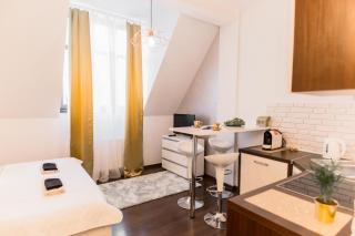 GoldenEye Apartment Center - 2