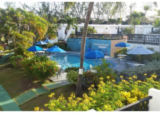 Plum Tree Club - Bridgetown - 8
