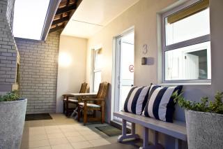 South Point Guest Lodge - Agulhas - 3