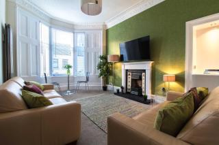 West Highland Apartments Milngavie - The Nevis - Milngavie - 0