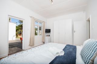 Emabaleni Guest House PTY LTD - Port Elizabeth - 3