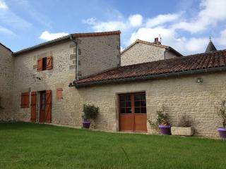 Le Haut Fontaine : gîte 4/5 pers. ou site entier 9 pers - Saint-Georges-lès-Baillargeaux - 0