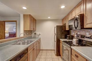 VS643 and 645H Square Condo - 4