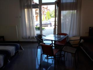 Kertvárosi Apartman II - Tiszaújváros - 0