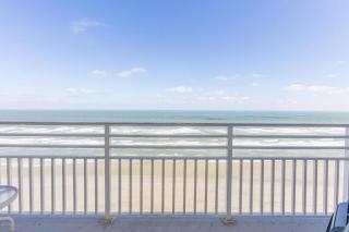 Ocean Walk Resort - Dazzling Ocean Front View - Daytona Beach - 9