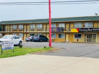 Country Host Inn - 7