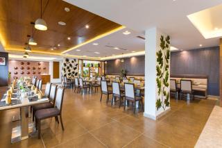 Sugar Business Hotel - Cochin - 5
