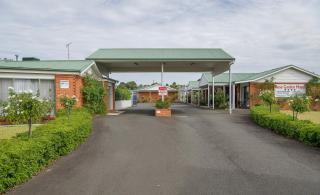 Rose Garden Motel - 7