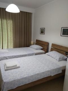 Gorginas Home - Néa Péramos - 1