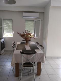 Gorginas Home - Néa Péramos - 9