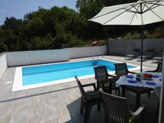Holiday House Fanuko - Gabonjin - 1