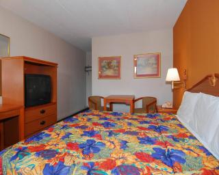 Motel 6-Cincinnati, OH - 5