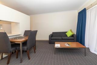 Amazing Accommodations: St Kilda - Melbourne - 5