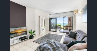 Shandelle Apartments - Alexandra Headland - 1