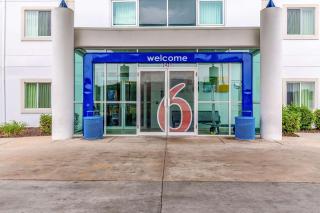 Motel 6-Caseyville, IL - Caseyville Il - Caseyville - 1