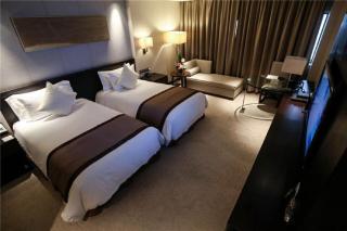 Howard Johnson IFC Plaza Ningbo - Ningbo - 2