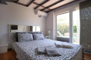 Thimari Sports & Spa with private pool and jacuzzi - Sounio - 3