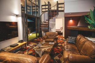 Bernti's Mountain Inn - Thredbo - 8