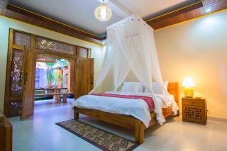 Karunia House Ubud - Ubud - 9