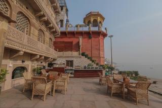 Guleria Kothi at Ganges - Varanasi - 7