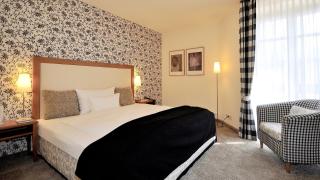Wellings Romantik Hotel zur Linde - Moers - 1