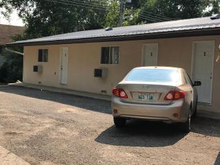 The Home Hotel - Boissevain - 2