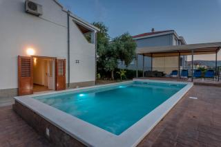 Villa Lahor with private pool - Seget Vranjica - 3