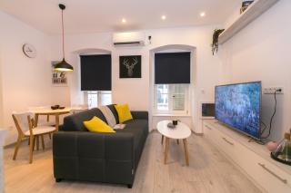 Apartments Del Molo - Rijeka - 1