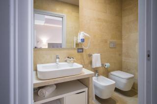 Netum Hotel - 4