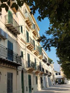 Casa Vacanze Villa D'Orleans - Palermo - 9