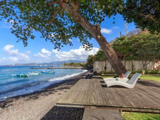 Villa Pantai Candidasa by Villa Finder - Candidasa - 9