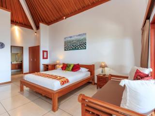 Villa Pantai Candidasa by Villa Finder - Candidasa - 4
