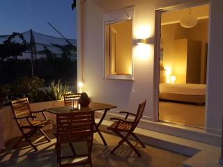 Minimalistic Apartment Near the Sea - Gouves - 0