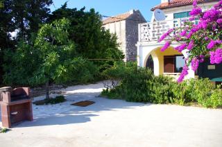 House Luna - Lun - 4