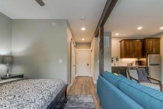 Johnson Street Studio - McMinnville - 2
