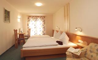 Pension Lachmayr - Kaprun - 2