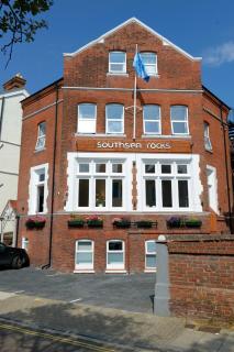 Southsea Rocks Hotel - 3