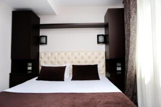 Hotel Town House - Tirana - 7