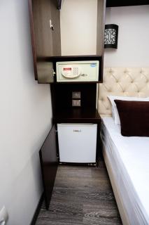 Hotel Town House - Tirana - 9