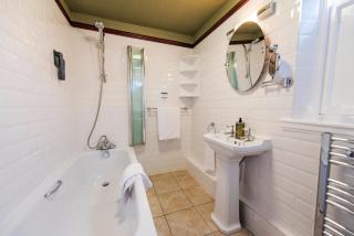 Salutation Hotel - 8