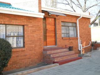 Noble Hearts Bed & Breakfast - Maseru - 4