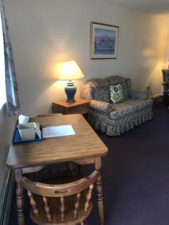 Four Seasons Motor Inn - Twin Mountain - 8