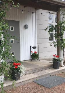 Stor lägenhet i Elofstorps Missionshus - Kristinehamn - 0