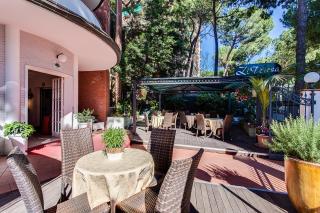 Hotel Villa Pina - Milano Marittima - 9