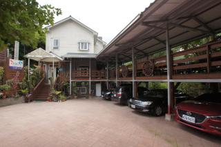 Music House Homestay - 6