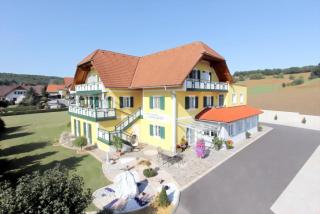 Hotel Garni Thermenglück - Unterlamm - 0