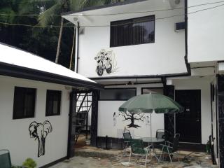 RedDoorz @ Western Highway Lodge Hotel - Marabut - 5