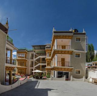 Hotel Om Ladakh - Leh - 4