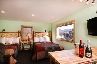 Cobble Mountain Lodge - 9